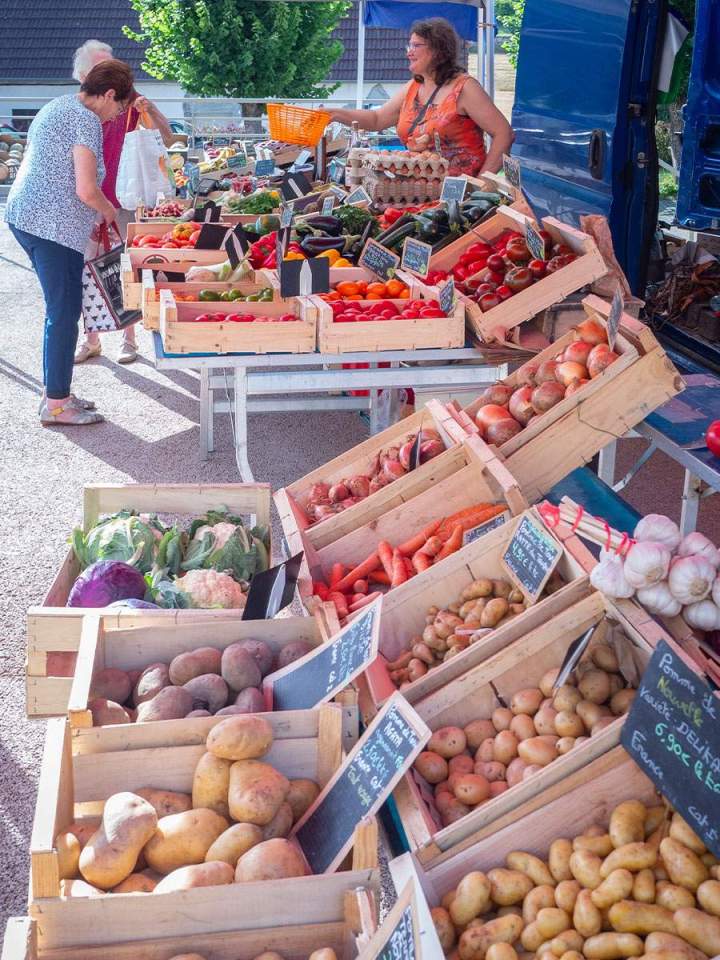 Fruits et légumes locaux, en plus d’une gamme bio.
