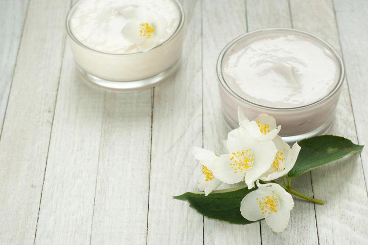 Des produits dédiés pour retrouver une peau jeune et resplendissante.